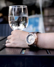 將圖片載入圖庫檢視器 NSQUARE SnakeQueen39mm Automatic Watch- N48.2 RG/Gray|NSQUARE蛇後39毫米系列自動表。 N48.2玫瑰金色/冷灰色