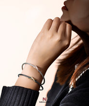 Load image into Gallery viewer, NSquare Jewellet Series Bangle 18.5cm NB3.1-B Gun Gray|NSquare Jewellet系列 手鐲 18.5厘米 NB3.1-B 槍灰色